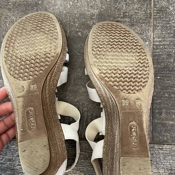 Rieker Womens White heals with flower design. - Picture 3 of 3